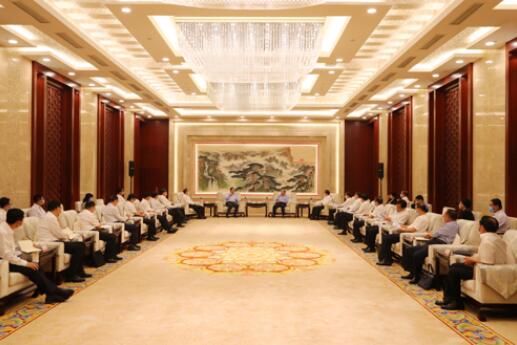 國(guó)家電網(wǎng)公司毛偉明、辛保安與山東省委書記劉家義、代省長(zhǎng)李干杰會(huì)談