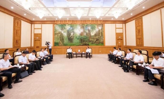 中核集團總經理、黨組副書記顧軍與福建省委副書記、代省長王寧會談