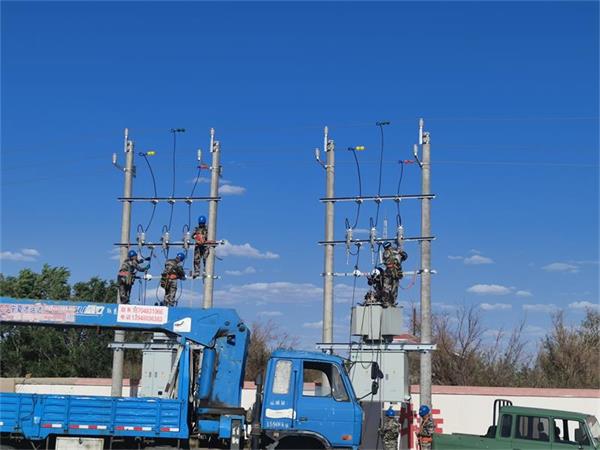 阿拉善電業(yè)局烏力吉供電分局 戍守邊防，電力護(hù)航