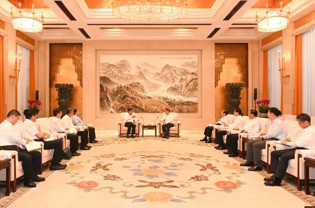 舒印彪拜會(huì)湖北省委書記應(yīng)勇、省長(zhǎng)王曉東