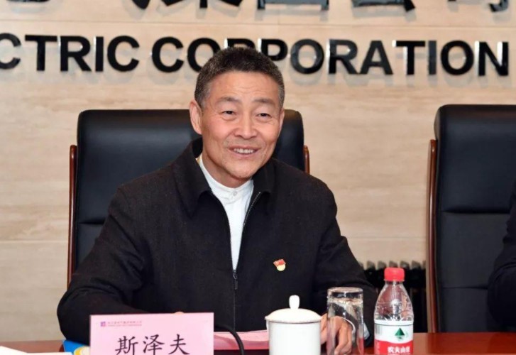 發(fā)展新能源要與電力安全統(tǒng)籌兼顧——訪全國政協(xié)常委，哈爾濱電氣集團有限公司黨委書記、董事長斯?jié)煞? /></a></div>
				<div   id=