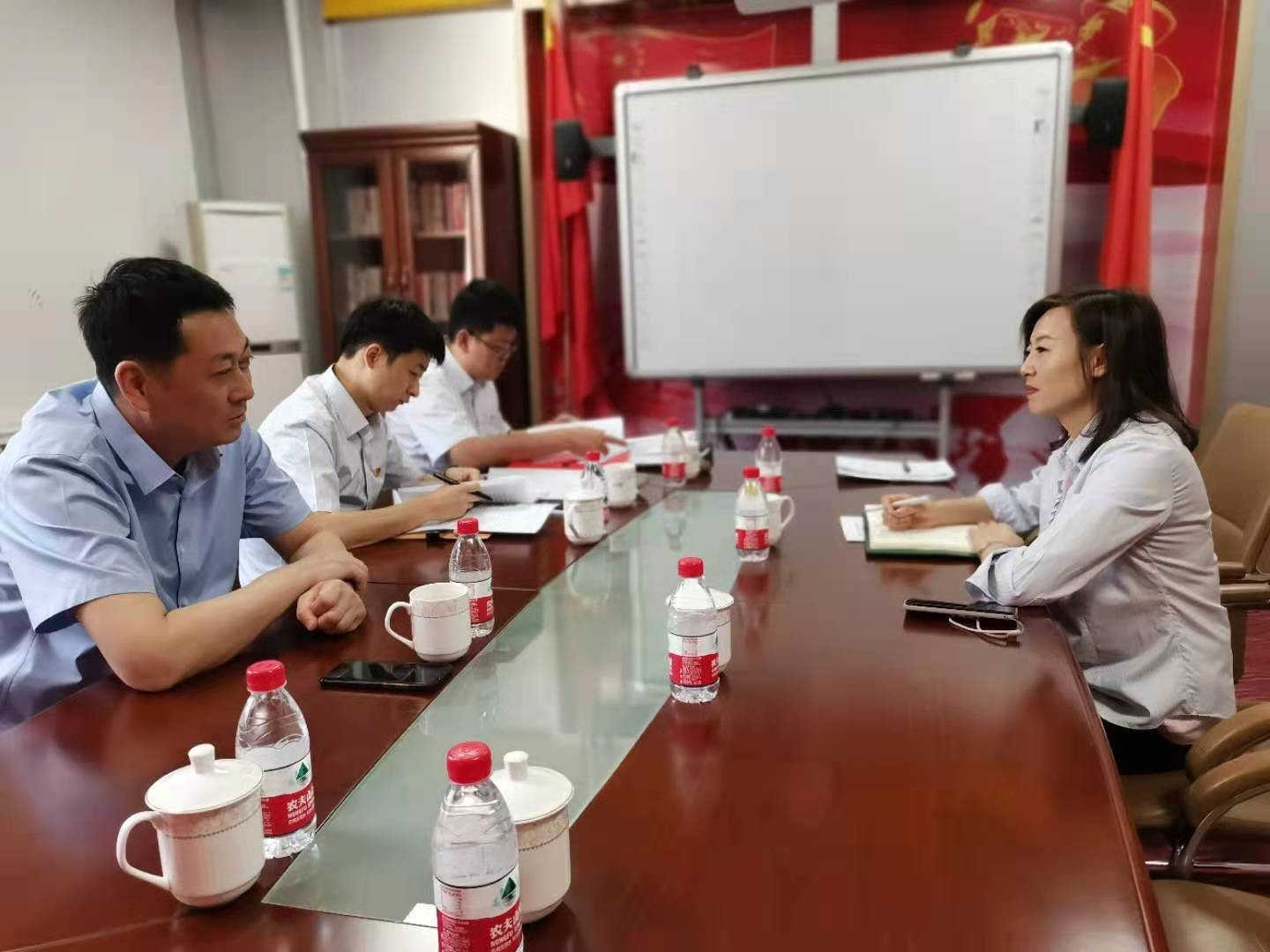 副局長(zhǎng)王永強(qiáng)到烏海電業(yè)局千里山分局開展黨史學(xué)習(xí)教育督導(dǎo)、領(lǐng)學(xué)
