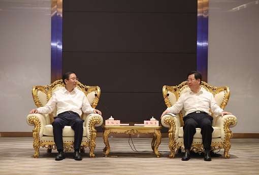 國(guó)家電網(wǎng)董事長(zhǎng)、黨組書(shū)記辛保安拜會(huì)河南省委書(shū)記樓陽(yáng)生、省長(zhǎng)王凱