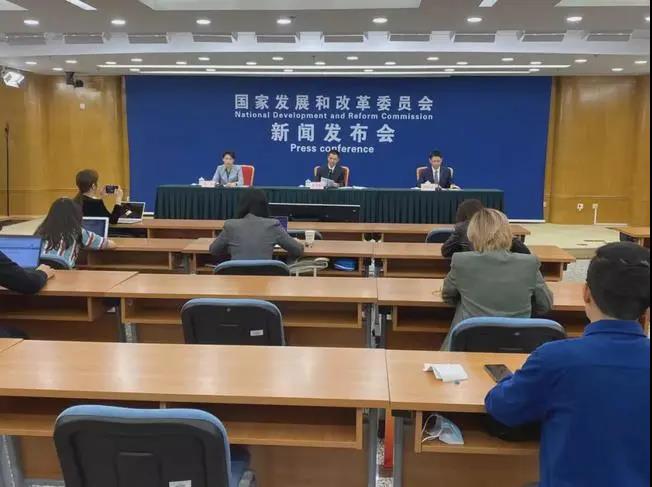 發(fā)改委最新電價(jià)通知明確“高耗能企業(yè)市場(chǎng)交易電價(jià)不受上浮20%限制”！