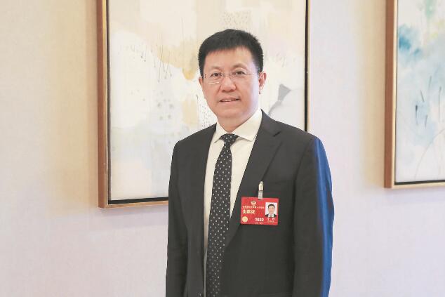 【兩會(huì)好聲音】全國(guó)政協(xié)委員冷?。和茝V應(yīng)用新一代充電技術(shù) 服務(wù)電動(dòng)汽車產(chǎn)業(yè)高質(zhì)量發(fā)展