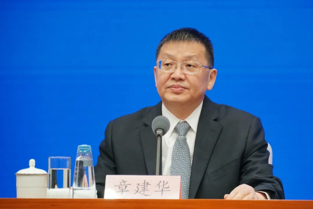 國家能源局長： 聚焦全國統(tǒng)一電力市場體系，做好市場建設(shè)和市場監(jiān)管工作