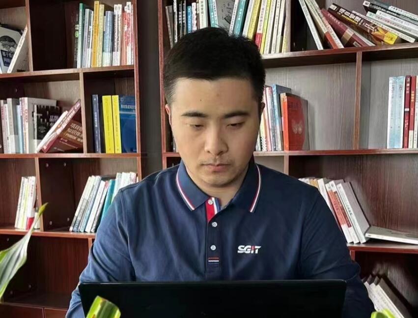 國(guó)家電網(wǎng)公司青年崗位能手許軻：潛心沉淀，厚積薄發(fā)