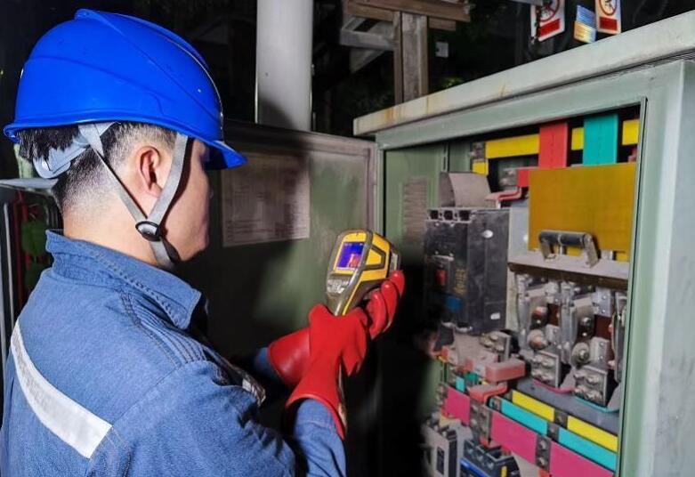 深圳供電局消除67條線路、237臺(tái)配變重滿載風(fēng)險(xiǎn)