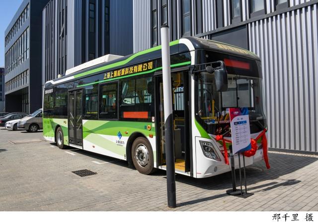 到2025年力爭發(fā)展燃料電池汽車超過10000輛，《上海交通領(lǐng)域氫能推廣應(yīng)用方案》發(fā)布