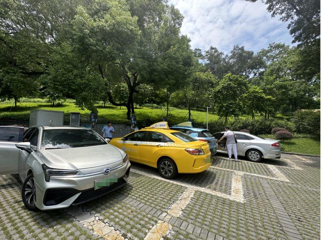調查丨多地充電樁電價漲幅20%以上，分時電價與行業(yè)競爭多方博弈