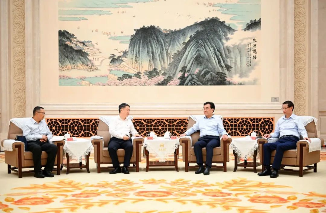 華能集團(tuán)黨組書記、董事長(zhǎng)溫樞剛拜會(huì)江蘇省委書記信長(zhǎng)星、省長(zhǎng)許昆林