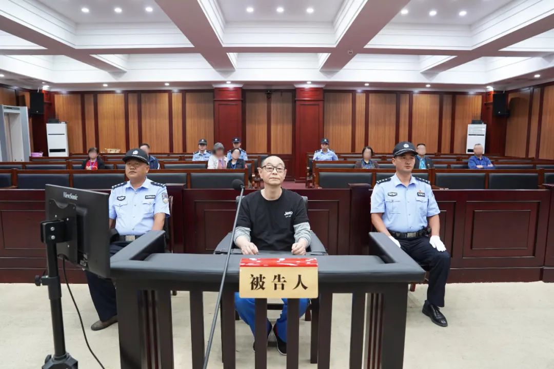 貴州電網(wǎng)有限責(zé)任公司原黨委委員、工會(huì)主席張帆受賄案一審宣判