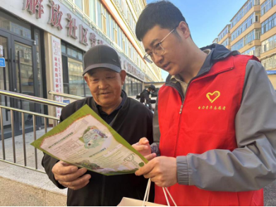 烏蘭察布供電公司負(fù)荷管理服務(wù)中心開展“寒冬將至送溫暖，優(yōu)質(zhì)服務(wù)進(jìn)社區(qū)”青年志愿服務(wù)活動