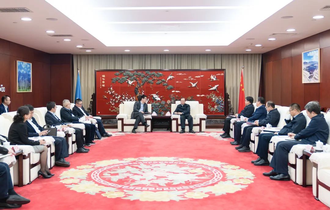 華電黨組書記、董事長(zhǎng)江毅會(huì)見上海電氣集團(tuán)黨委書記、董事長(zhǎng)吳磊