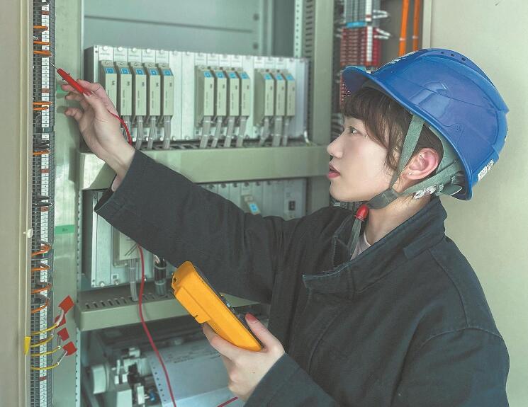 卓穎：干一行專一行，讓運維“跑”在故障前
