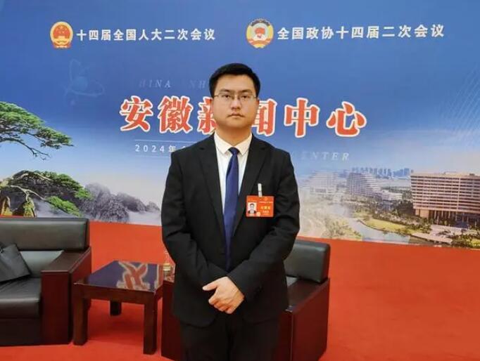 全國(guó)人大代表、國(guó)軒高科姚金?。簶?biāo)準(zhǔn)、技術(shù)、產(chǎn)業(yè)鏈多管齊下，推動(dòng)電化學(xué)儲(chǔ)能產(chǎn)業(yè)高質(zhì)量發(fā)展