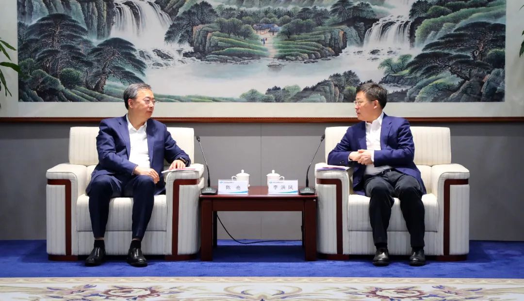 中國(guó)電氣裝備黨委書記、董事長(zhǎng)李洪鳳會(huì)見中金公司黨委書記、董事長(zhǎng)、管理委員會(huì)主席陳亮