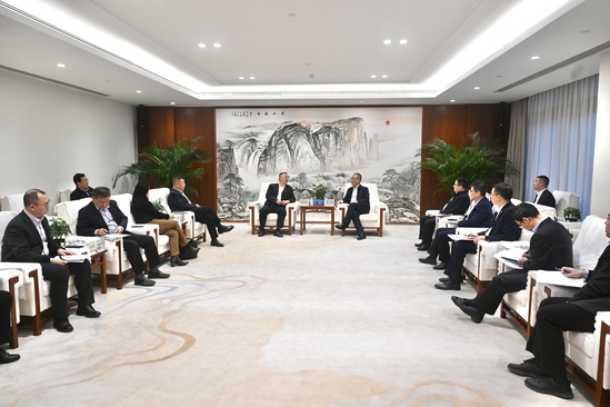 中國電建黨委副書記、總經(jīng)理王斌與中國機電商會黨委書記、會長張鈺晶舉行會談