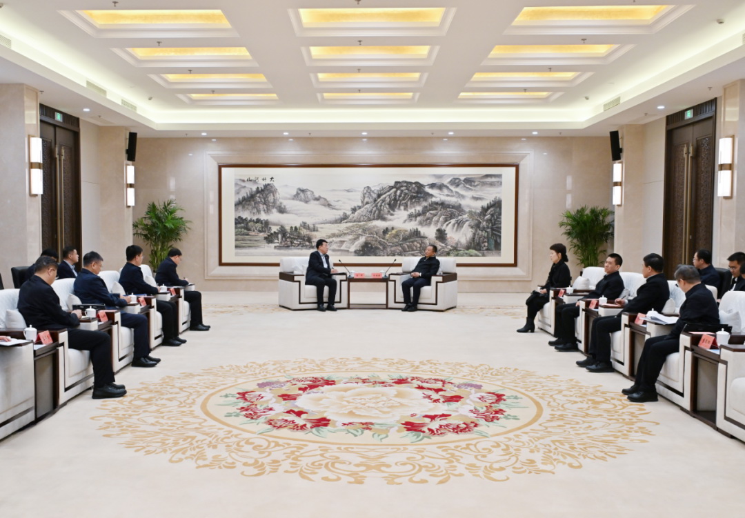大唐集團(tuán)董事長(zhǎng)呂軍、總經(jīng)理張傳江拜會(huì)內(nèi)蒙古自治區(qū)黨委書記孫紹騁政府主席王莉霞